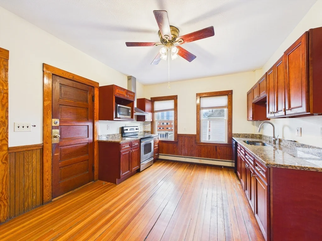 2 bed, 1 bath apartment for rent at 5-7 Hoyle Unit 7, Norwood — photo 5 of 17