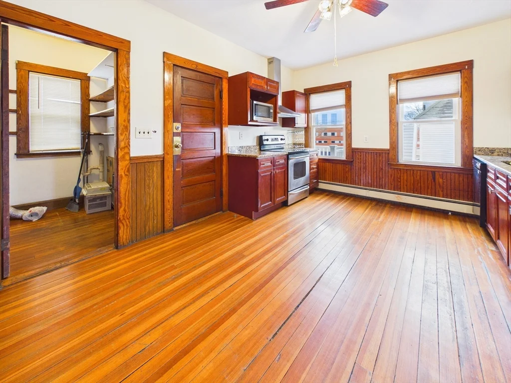 2 bed, 1 bath apartment for rent at 5-7 Hoyle Unit 7, Norwood — photo 4 of 17