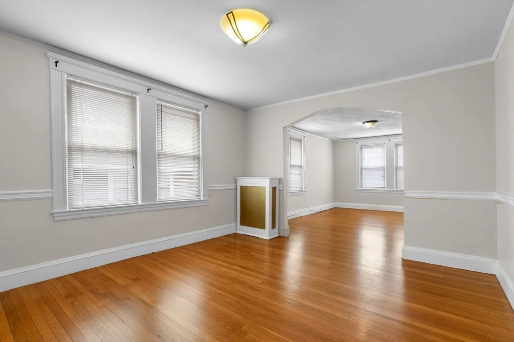 3 bed, 1 bath apartment for rent at 5-7 Linwood Ave Unit 7, Melrose — photo 9 of 31