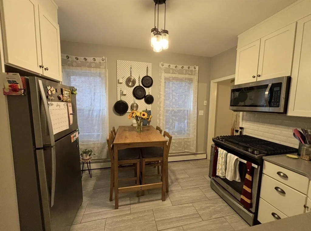 2 bed, 1 bath apartment for rent at 5-7 Marcella St Unit 1, Kendall Square — photo 2 of 20