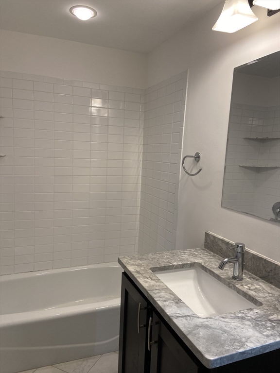 2 bed, 2 bath apartment for rent at 5-7 Plymouth Unit 2, Kendall Square — photo 10 of 11