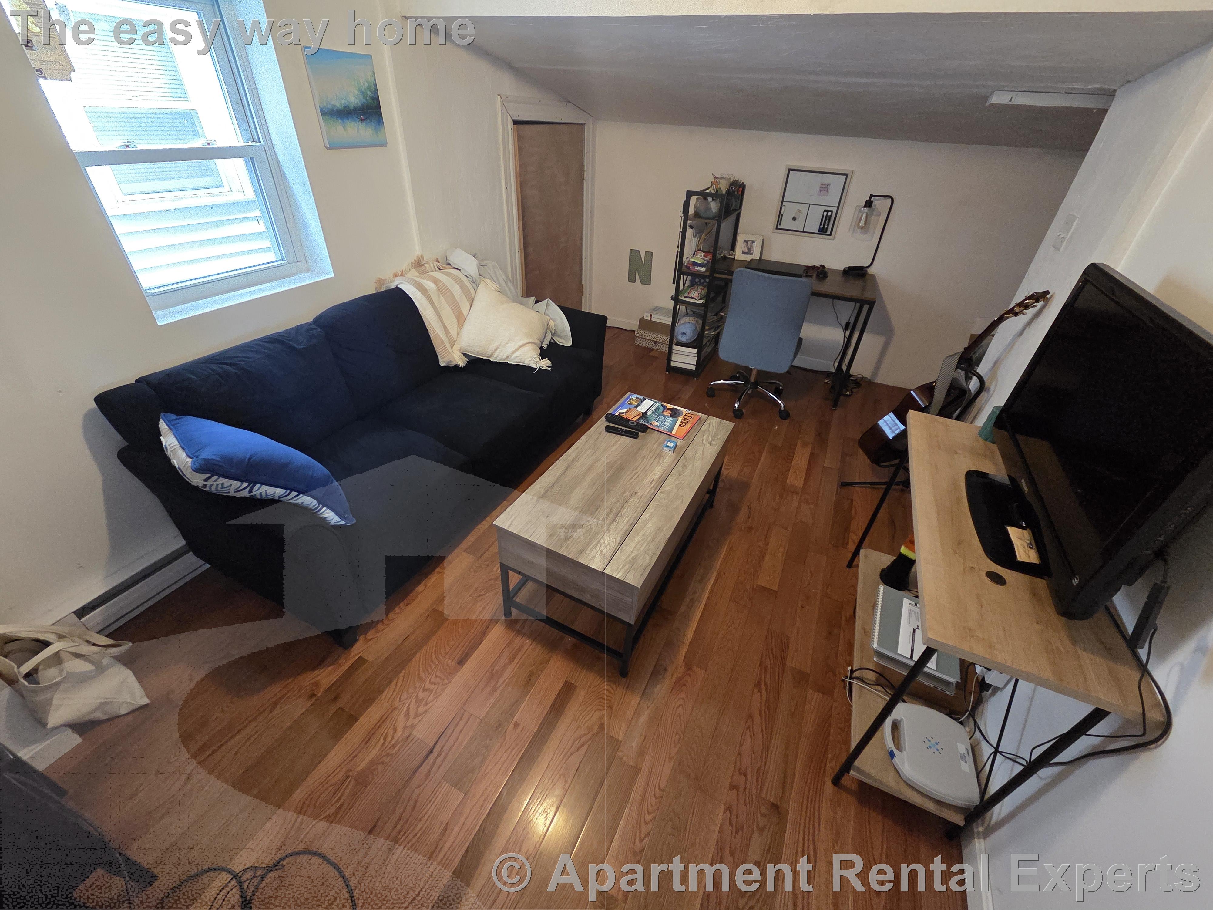 1 bed, 2 bath apartment for rent at 5 8th St Unit 2, East Cambridge — photo 2 of 6