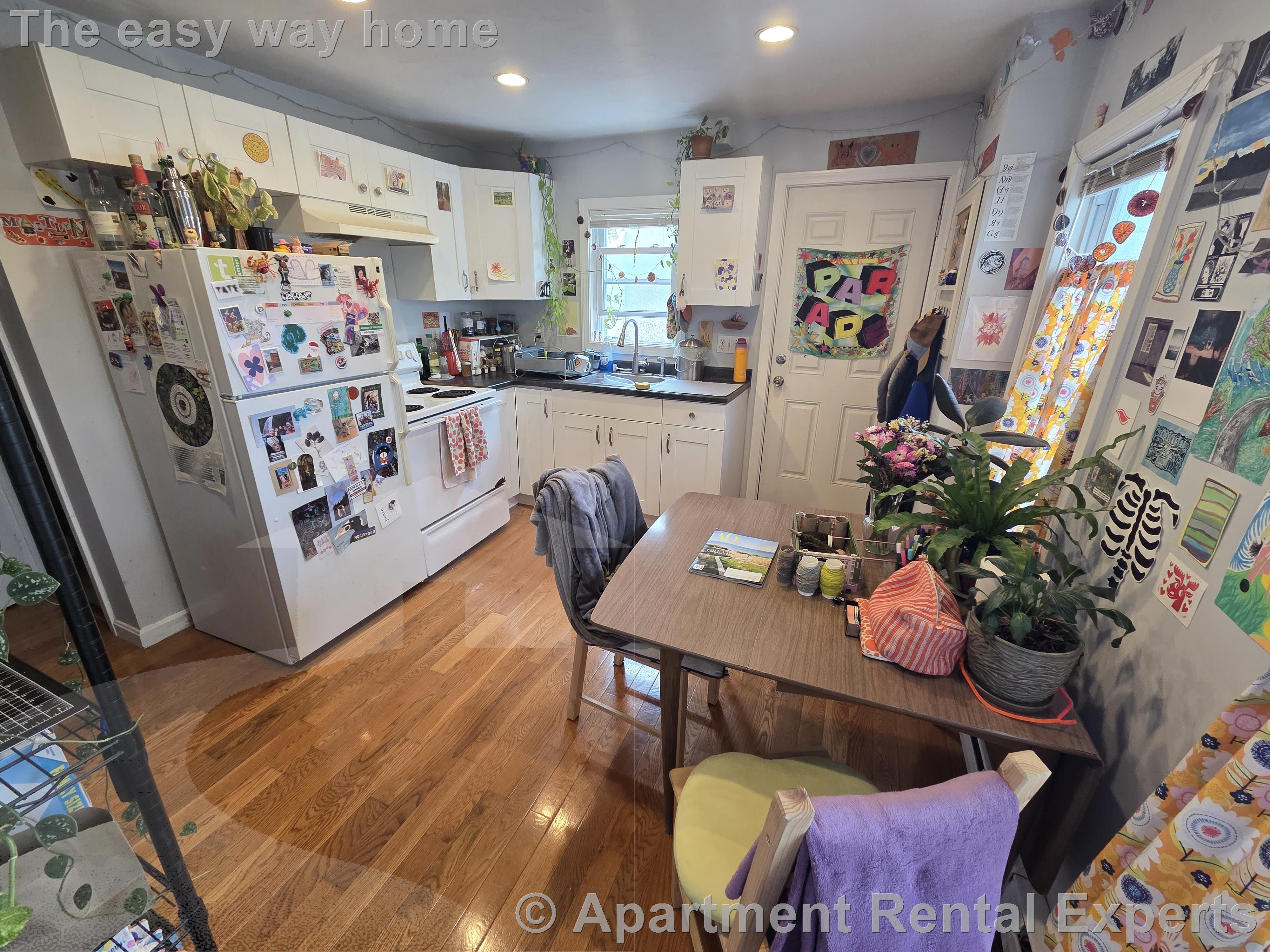 1 bed, 1 bath apartment for rent at 5 8th St Unit 3, East Cambridge