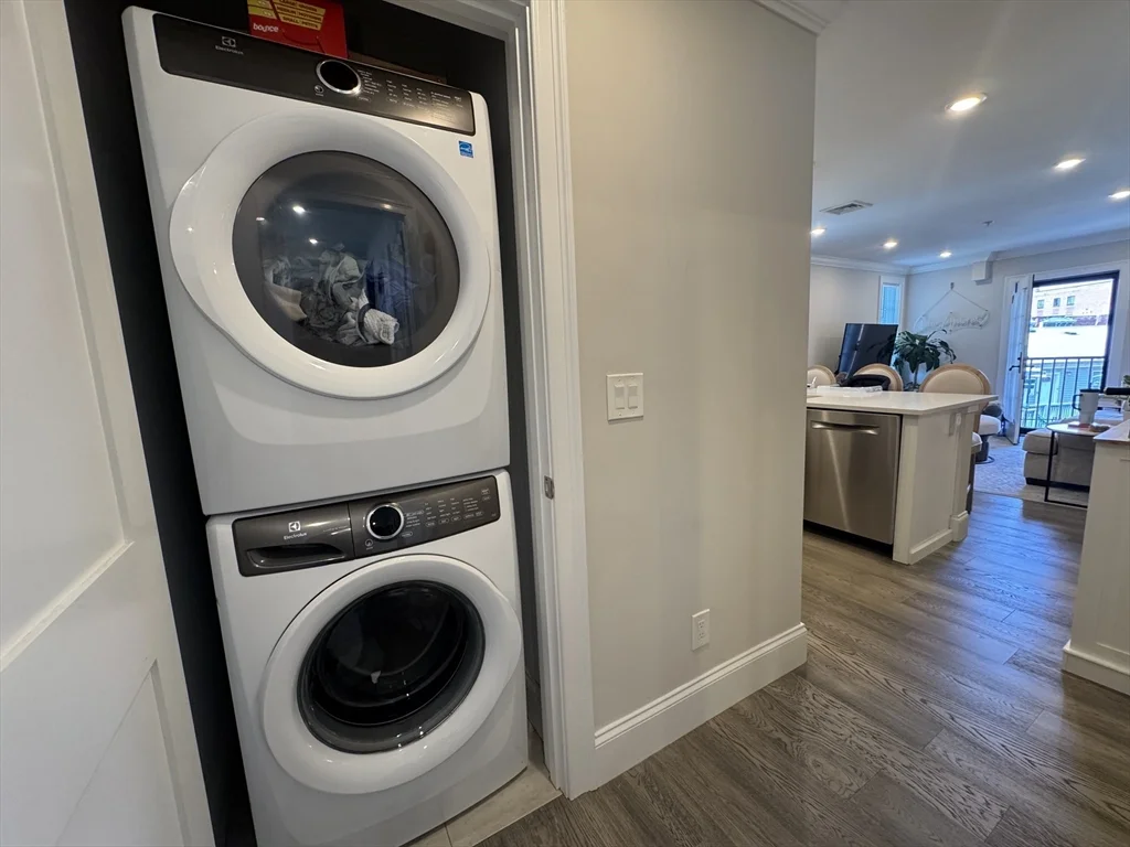 2 bed, 1 bath apartment for rent at 5-9R Trenton Unit 6, East Boston — photo 14 of 20