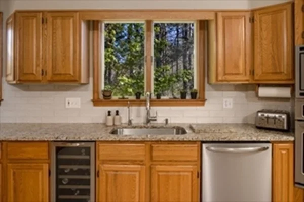 3 bed, 3 bath apartment for rent at 5 Acorn Ln, Mattapoisett — photo 13 of 36
