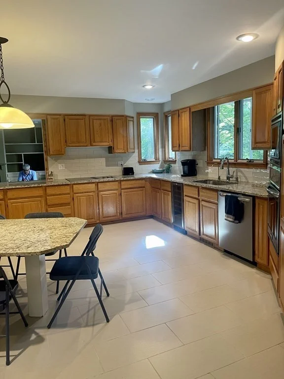 3 bed, 3 bath apartment for rent at 5 Acorn Ln, Mattapoisett — photo 12 of 36