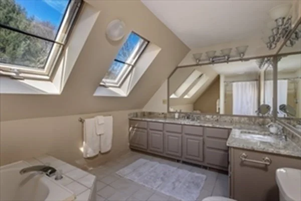 3 bed, 3 bath apartment for rent at 5 Acorn Ln, Mattapoisett — photo 32 of 36