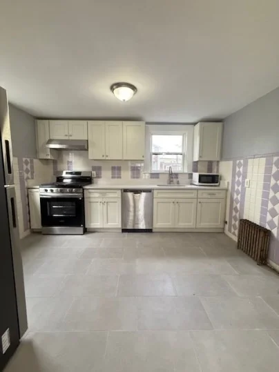 4 bed, 2 bath apartment for rent at 5 Alcott St Unit 2, Allston — photo 4 of 14