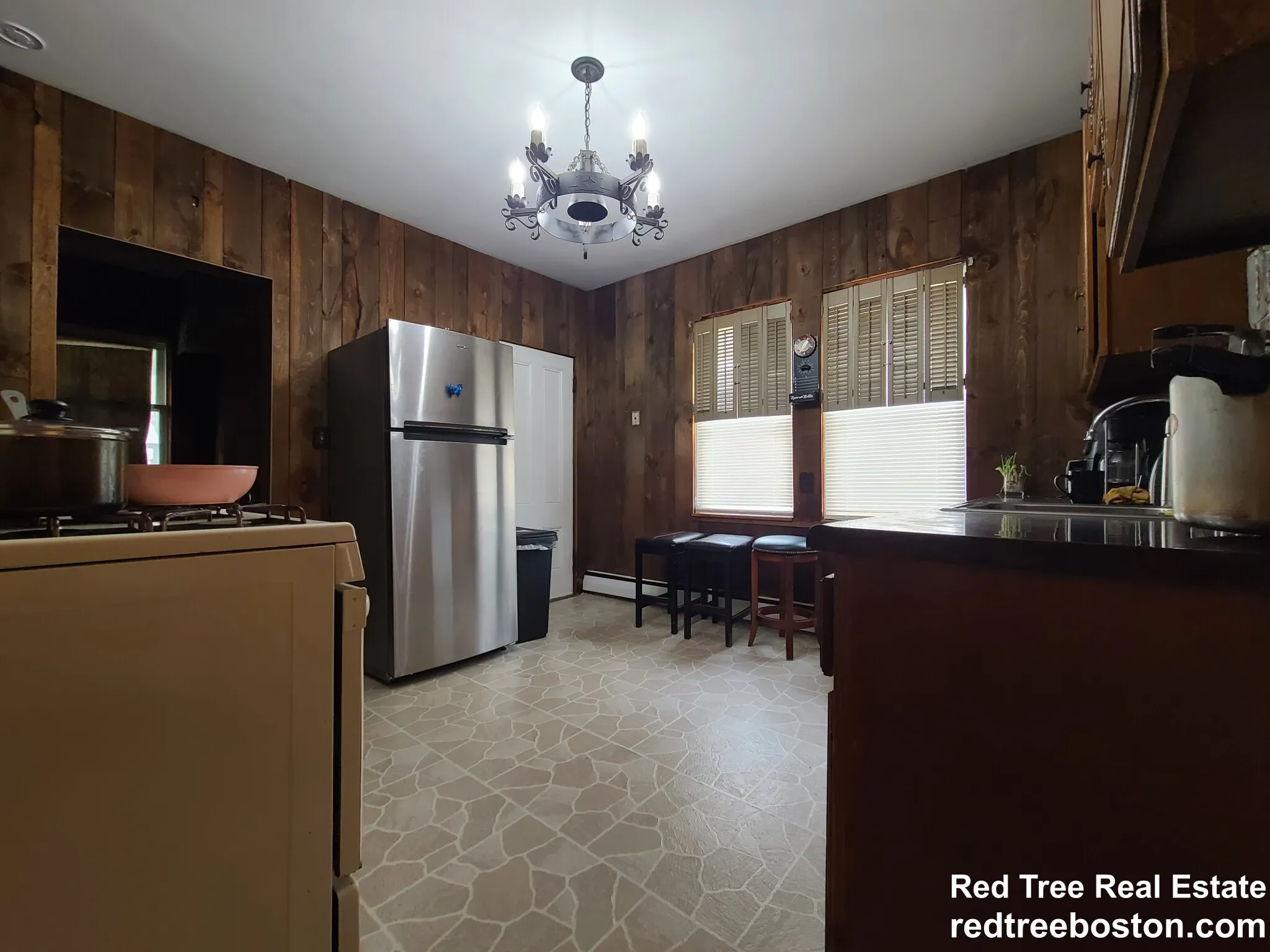 3 bed, 1 bath apartment for rent at 5 Aldie St Unit 1, Allston — photo 7 of 10