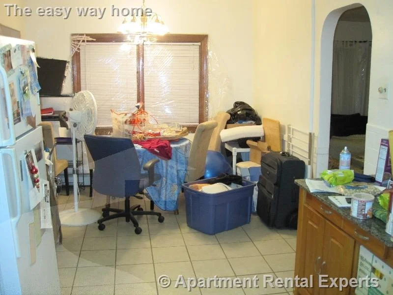 2 bed, 1 bath apartment for rent at 5 Appleton St Unit 1, Davis Square — photo 5 of 8