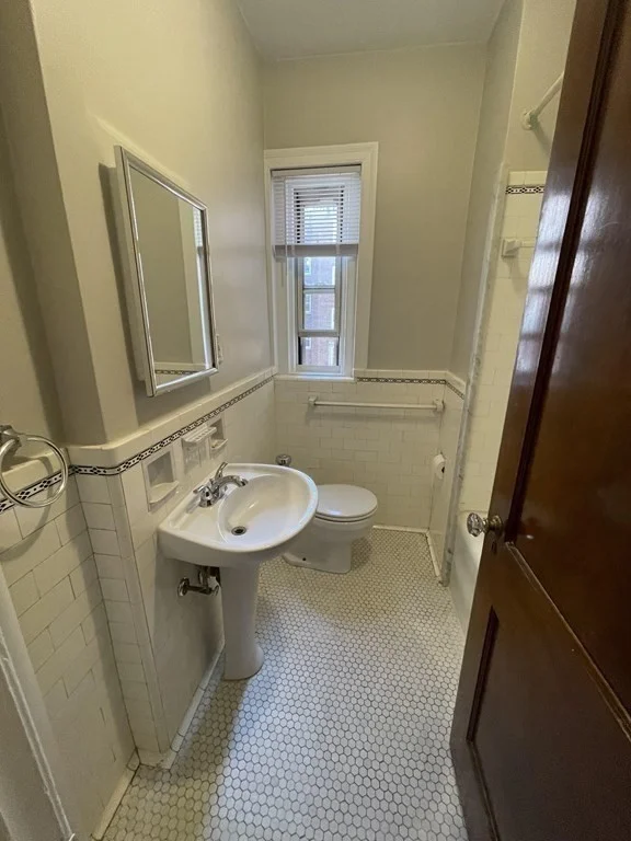 1 bed, 1 bath apartment for rent at 5 Arlington St Unit 31, Porter Square — photo 8 of 13