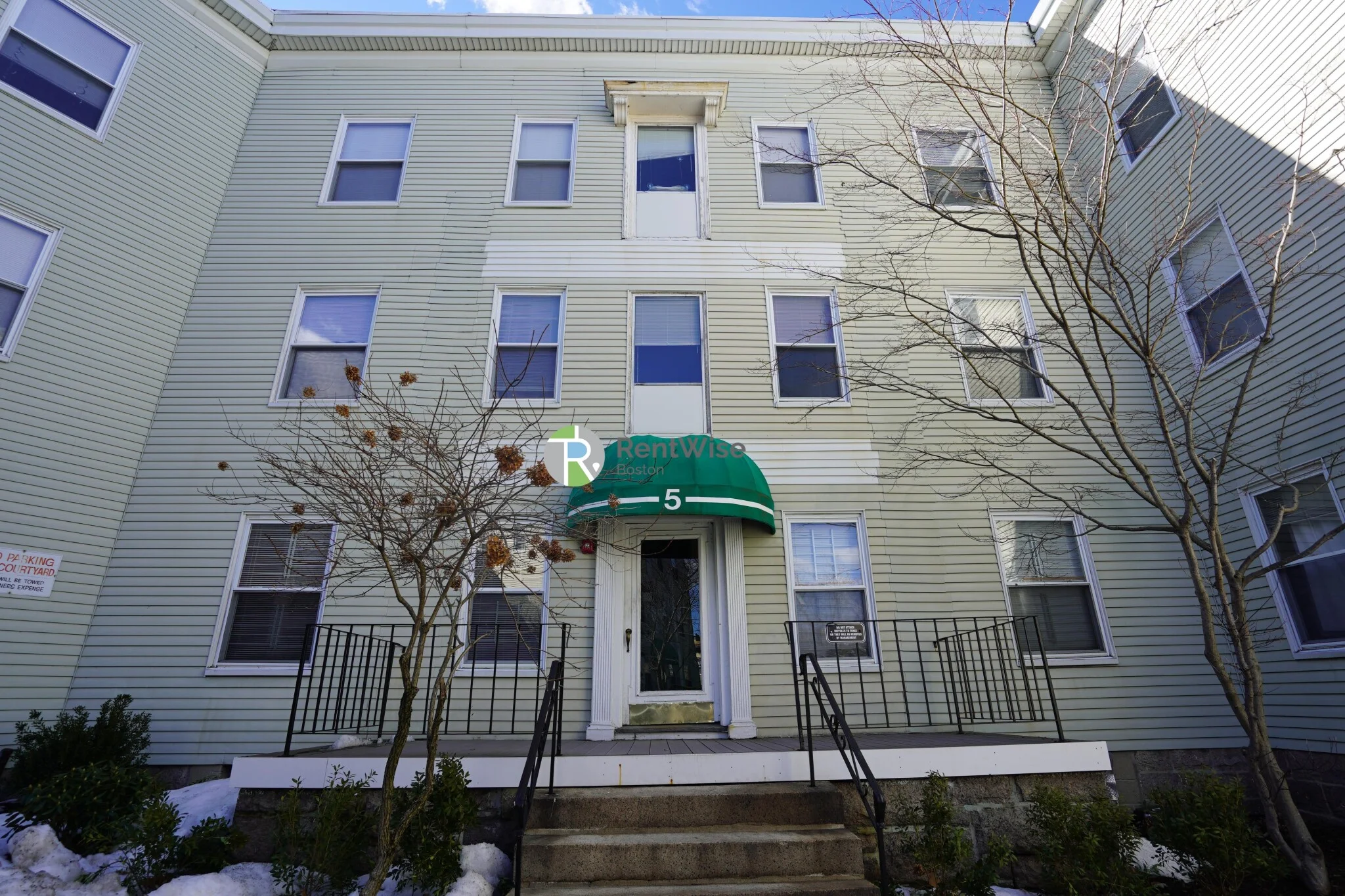 1 bed, 1 bath apartment for rent at 5 Ashford Ct Unit 3, Allston — photo 14 of 15