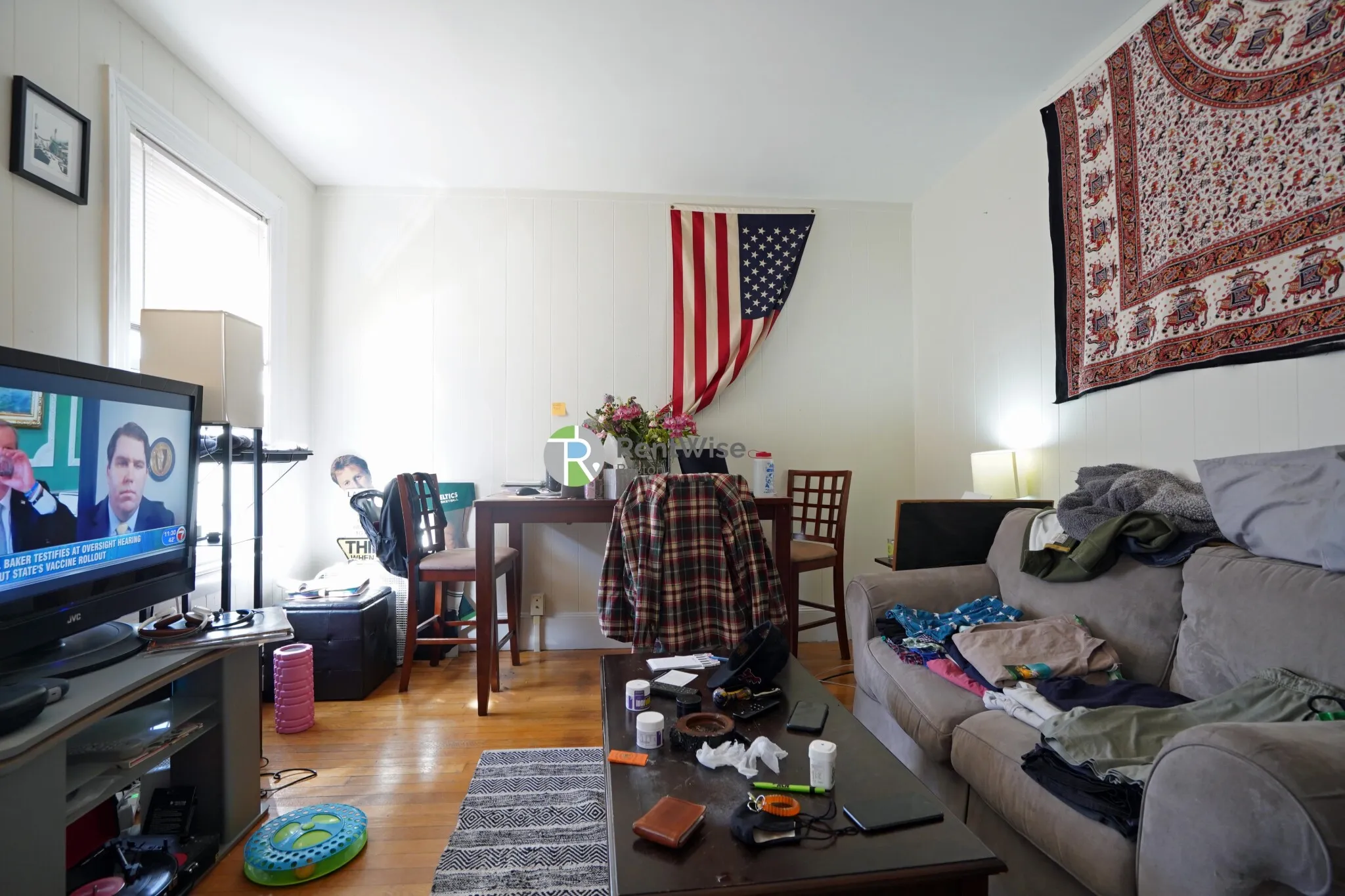 1 bed, 1 bath apartment for rent at 5 Ashford Ct Unit 3, Allston — photo 2 of 15