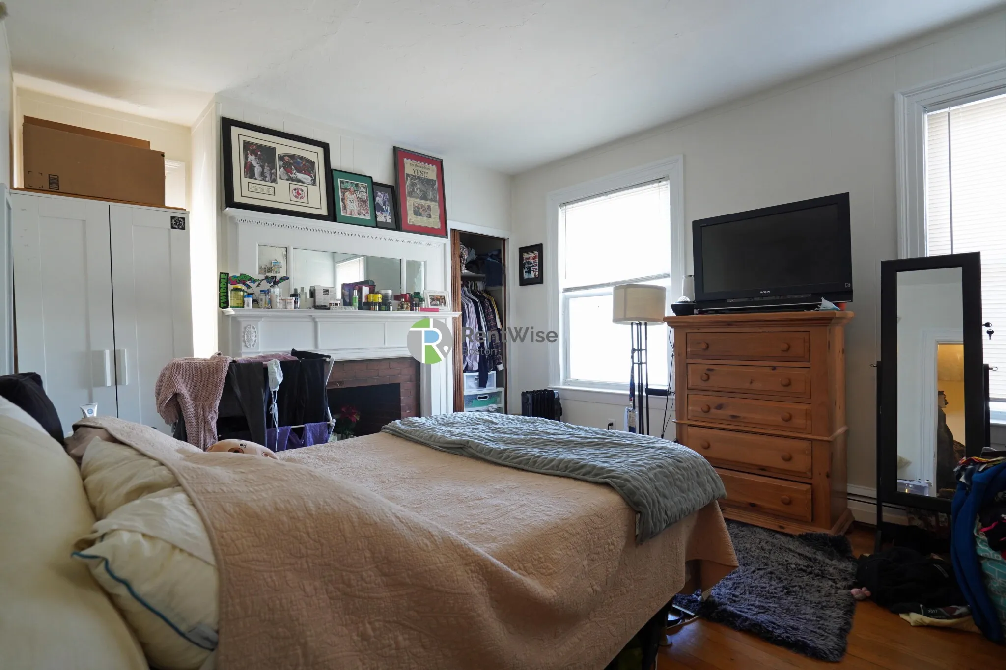 1 bed, 1 bath apartment for rent at 5 Ashford Ct Unit 3, Allston — photo 3 of 15