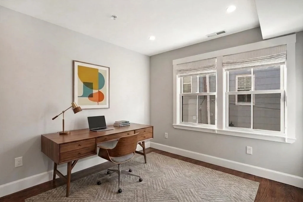 3 bed, 2 bath apartment for rent at 5 Atwood Sq Unit 5, Jamaica Plain — photo 17 of 26