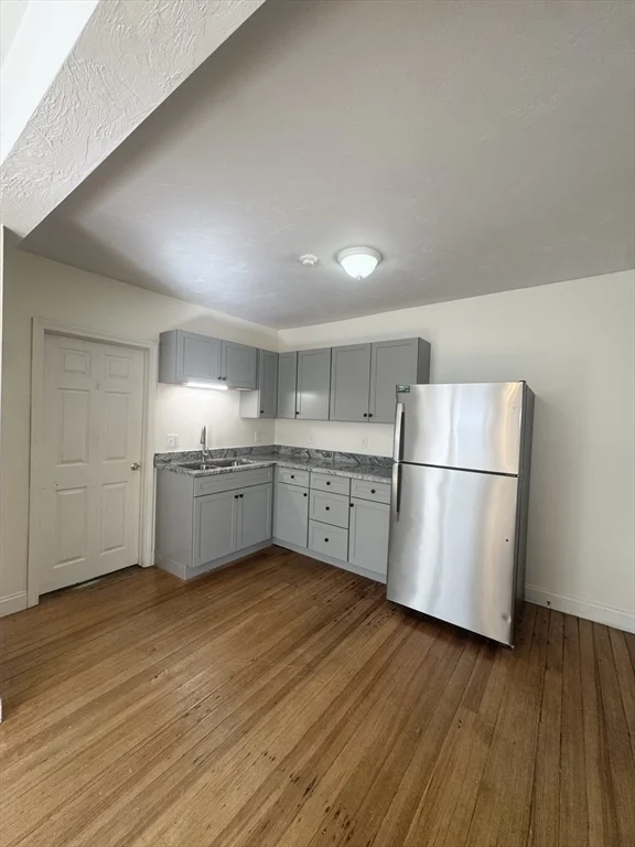 2 bed, 1 bath apartment for rent at 5 Austin St Unit 2L, Blackstone