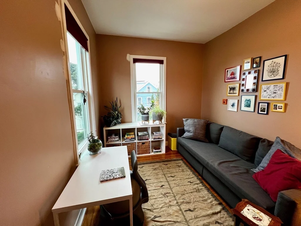 2 bed, 1 bath apartment for rent at 5 Austin Unit 2, East Somerville — photo 6 of 16