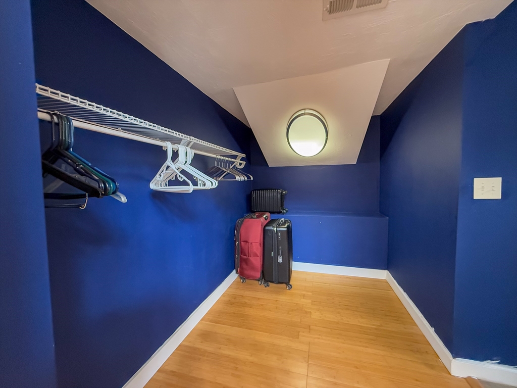 3 bed, 2 bath apartment for rent at 5 Avondale Ave Unit 5, Billerica — photo 28 of 42