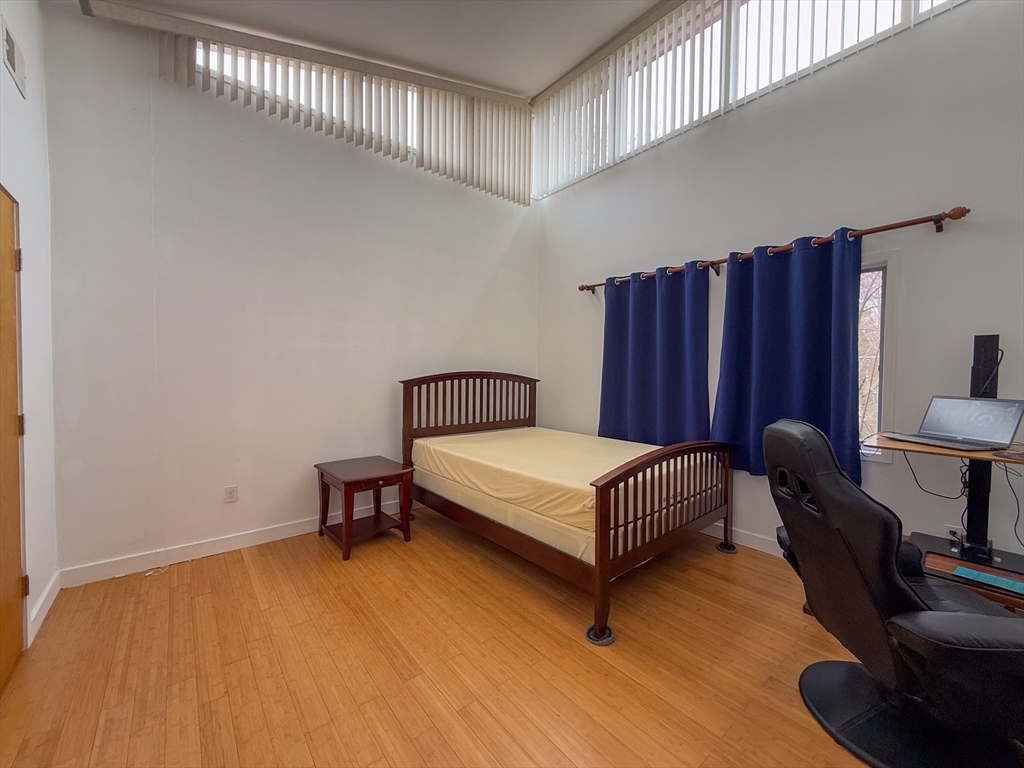 3 bed, 2 bath apartment for rent at 5 Avondale Ave Unit 5, Billerica — photo 36 of 42
