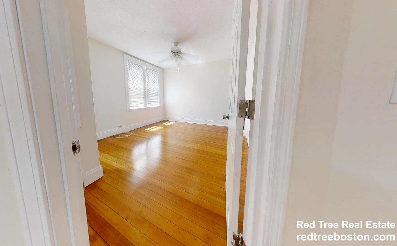 1 bed, 1 bath apartment for rent at 5 Barrows St Unit 2A, Allston — photo 4 of 13