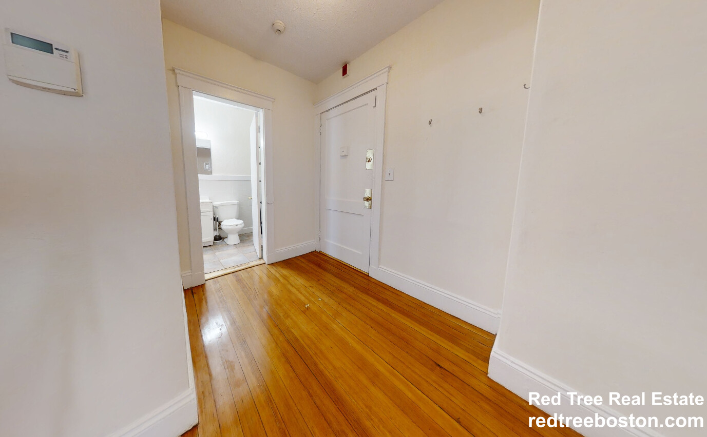 1 bed, 1 bath apartment for rent at 5 Barrows St Unit 2A, Allston — photo 5 of 13