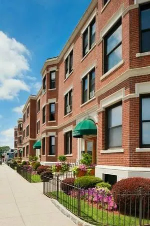 1 bed, 1 bath apartment for rent at 5 Barrows St Unit 4A, Brighton