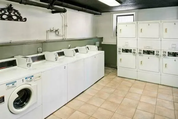 1 bed, 1 bath apartment for rent at 5 Barrows St Unit 4A, Brighton — photo 2 of 3