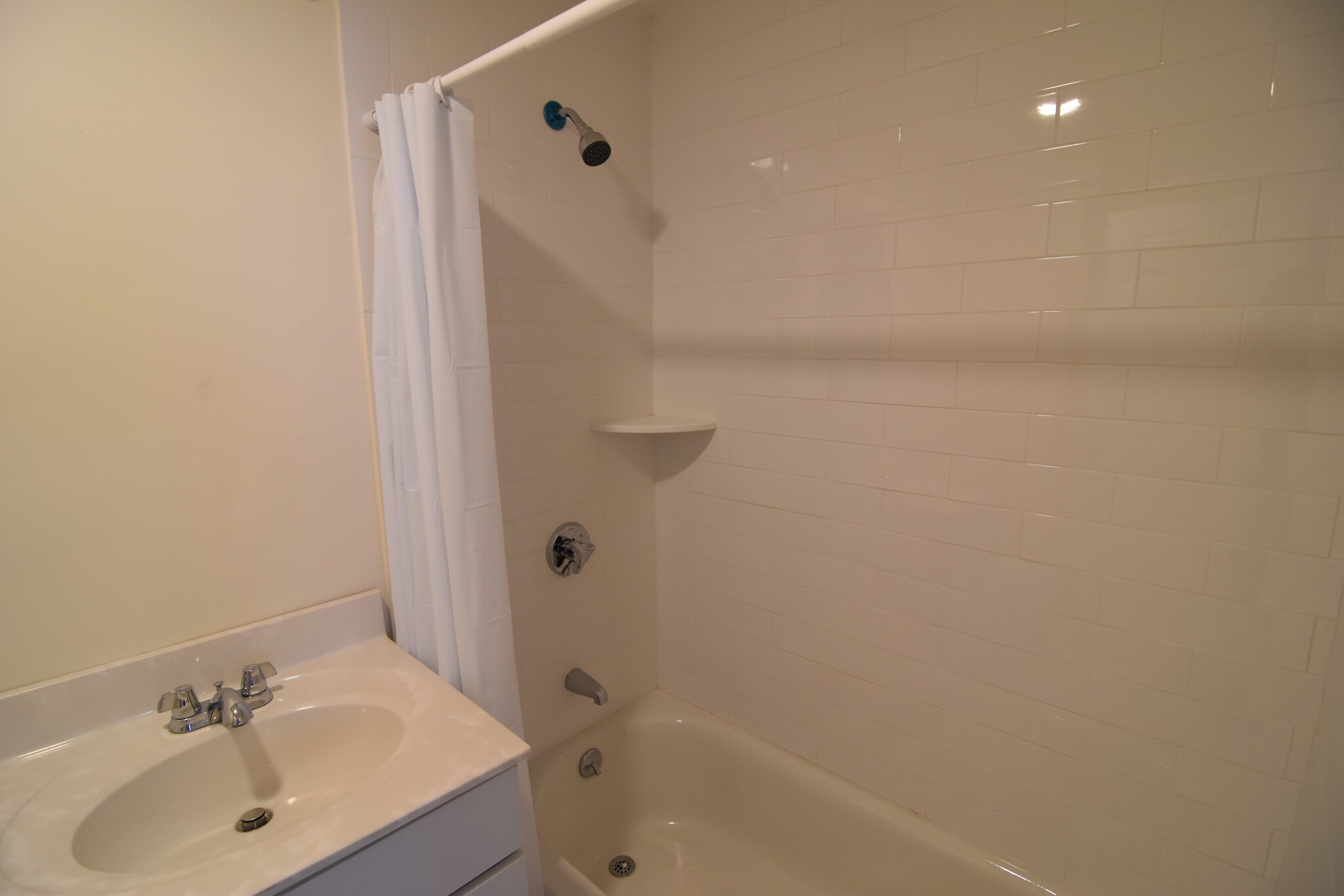 1 bed, 1 bath apartment for rent at 5 Barrows Unit 4, Allston — photo 5 of 7