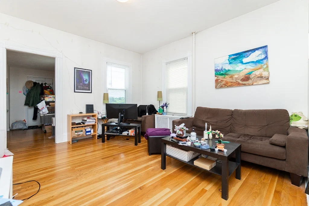 2 bed, 1 bath apartment for rent at 5 Beacon St Unit 1, Union Square — photo 5 of 20