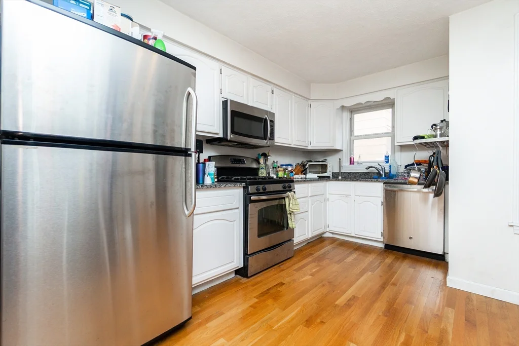 2 bed, 1 bath apartment for rent at 5 Beacon St Unit 1, Union Square — photo 14 of 20