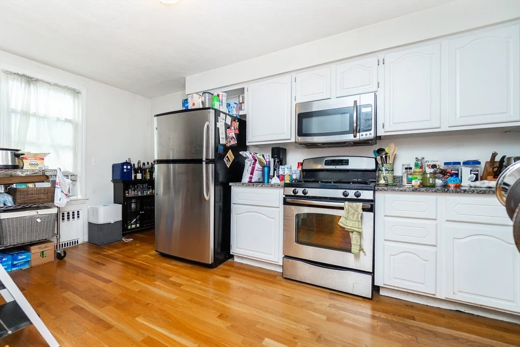 2 bed, 1 bath apartment for rent at 5 Beacon St Unit 1, Union Square — photo 12 of 20