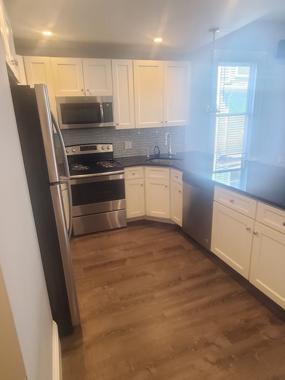 1 bed, 1 bath apartment for rent at 5 Beale St Unit 2, Dorchester — photo 4 of 14