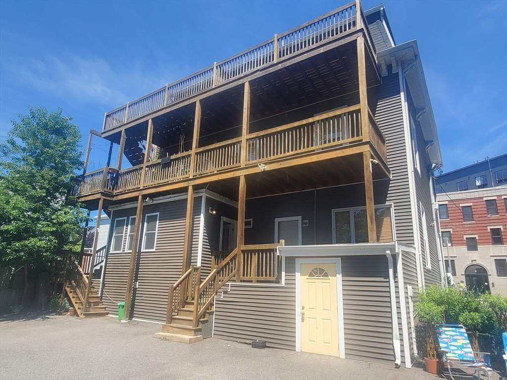 1 bed, 1 bath apartment for rent at 5 Beale St Unit 2, Dorchester — photo 13 of 14
