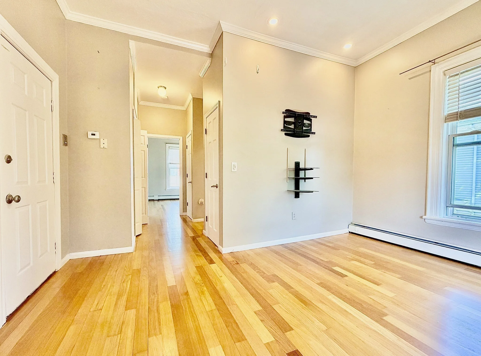 1 bed, 1 bath apartment for rent at 5 Beale St Unit 3, Dorchester — photo 4 of 12