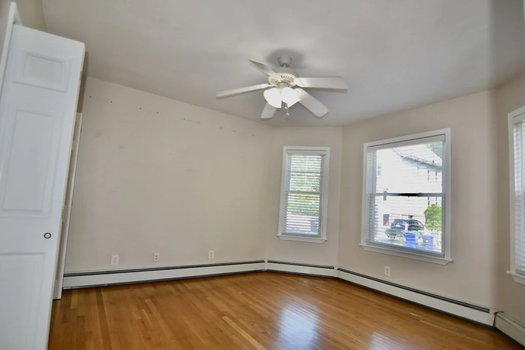 2 bed, 1 bath apartment for rent at 5 Bearse Ave Unit 1, Dorchester — photo 6 of 23