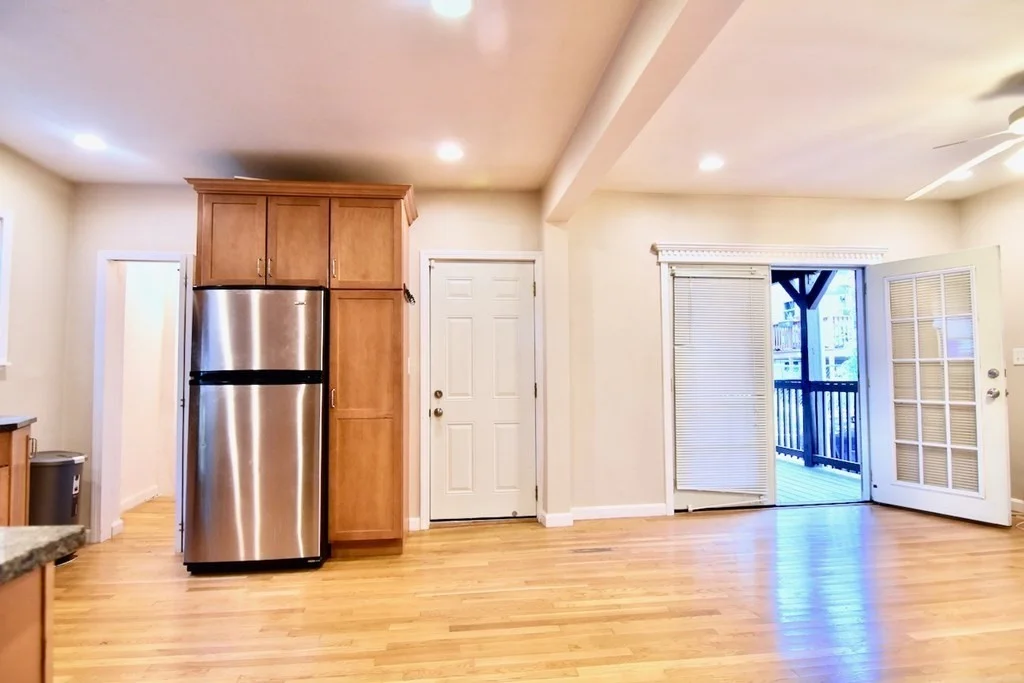 2 bed, 1 bath apartment for rent at 5 Bearse Ave Unit 1, Dorchester — photo 20 of 23