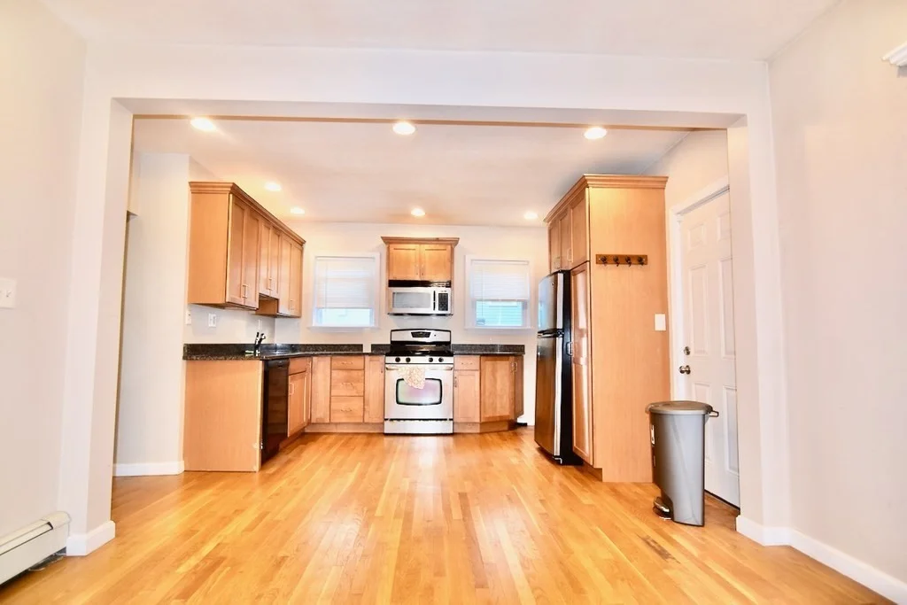 2 bed, 1 bath apartment for rent at 5 Bearse Ave Unit 1, Dorchester — photo 16 of 23