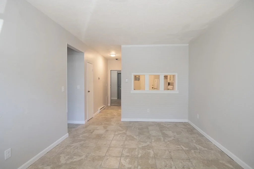 2 bed, 1 bath apartment for rent at 5 Beaver Park Rd Unit 6, Framingham — photo 2 of 7