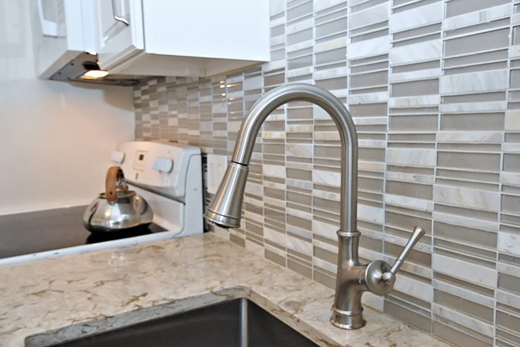 2 bed, 1 bath apartment for rent at 5 Bellvista Rd Unit 6, Brighton — photo 28 of 30