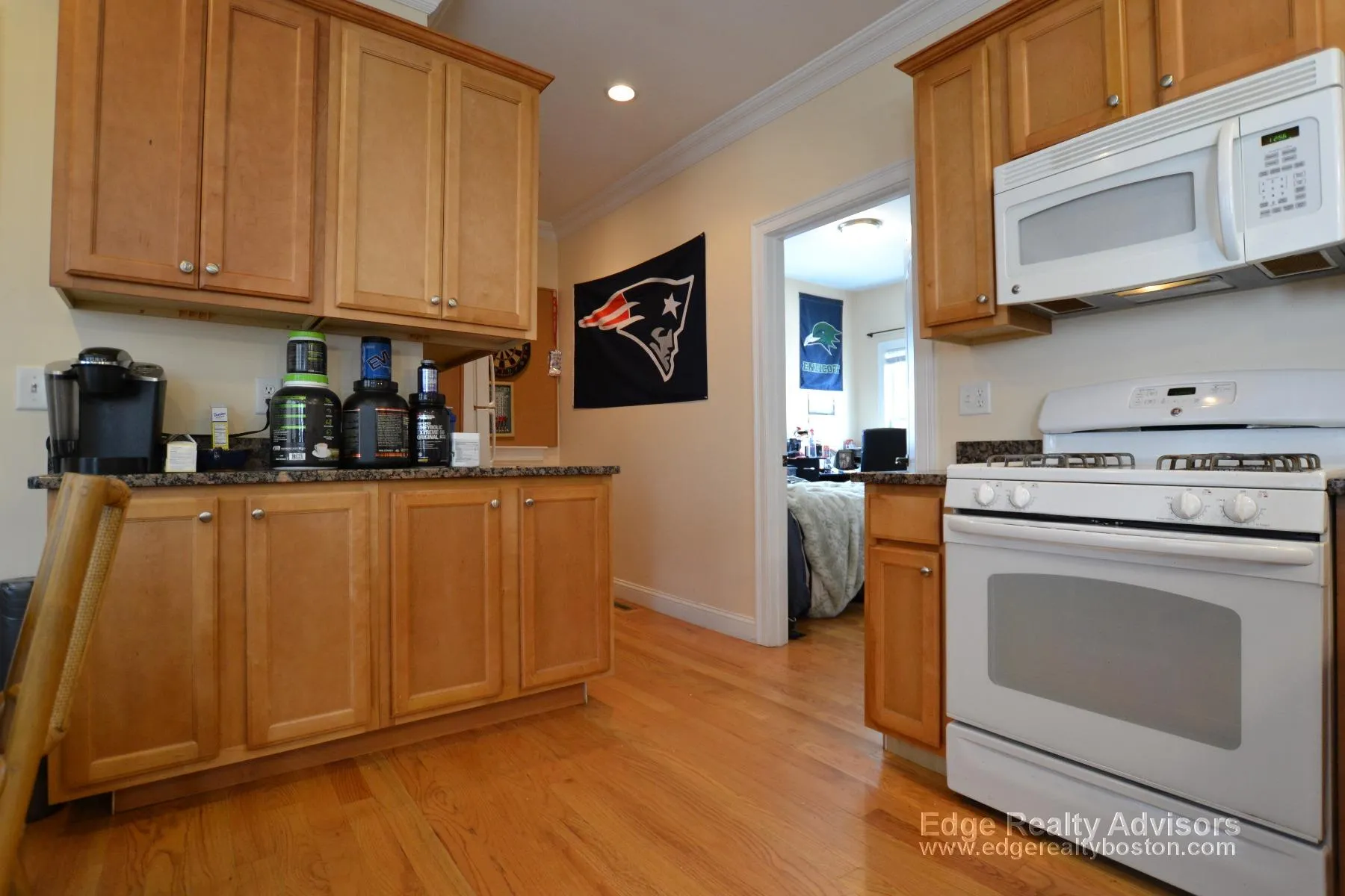 3 bed, 1 bath apartment for rent at 5 Benson St Unit 1, Brighton — photo 10 of 13