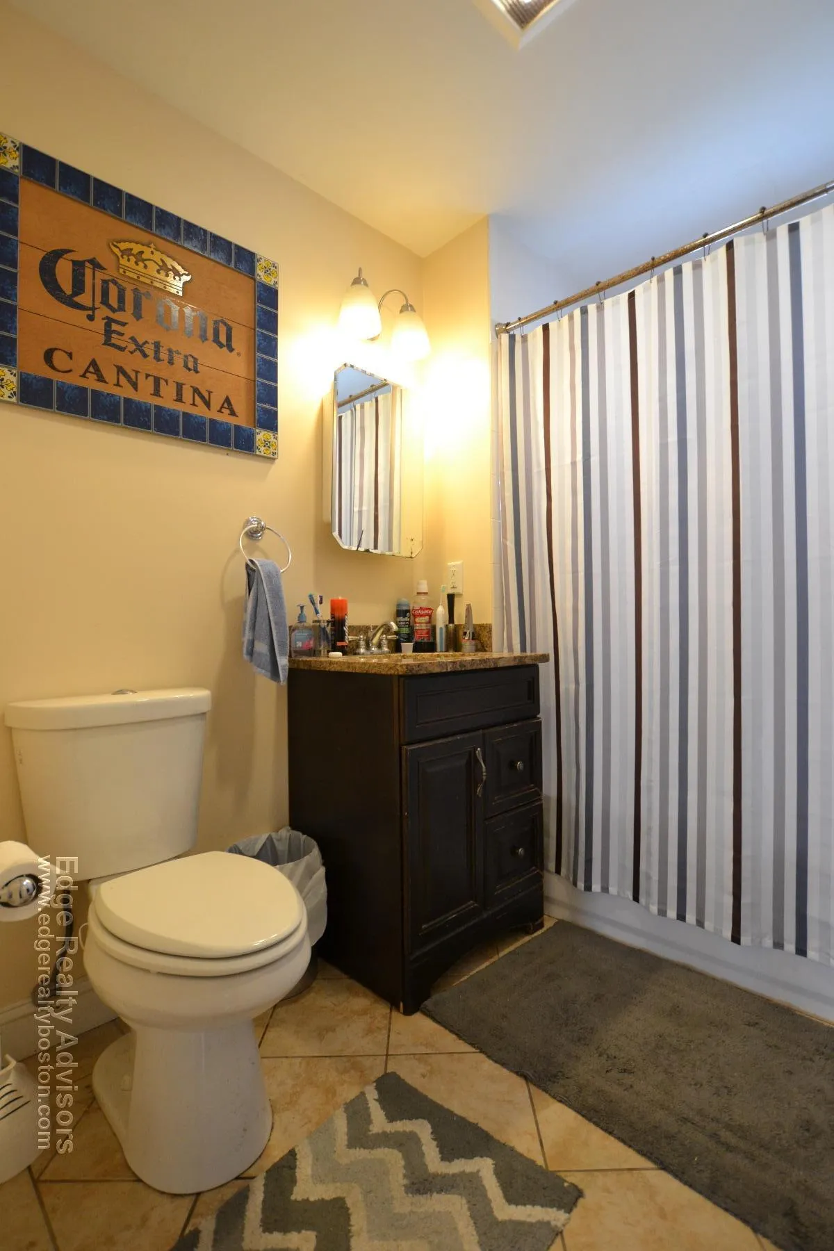 3 bed, 1 bath apartment for rent at 5 Benson St Unit 1, Brighton — photo 5 of 13