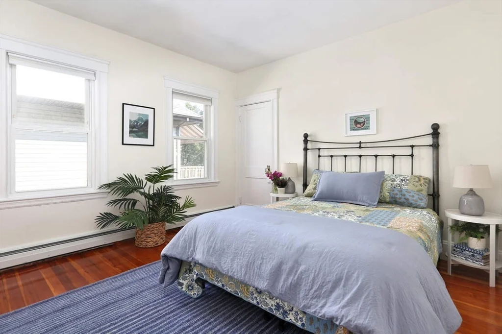 3 bed, 1 bath apartment for rent at 5 Benton Rd Unit 2, Tufts University — photo 12 of 19