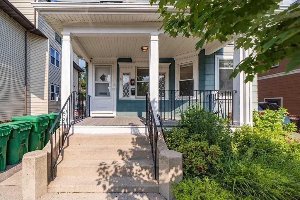 3 bed, 1 bath apartment for rent at 5 Benton Rd Unit 2, Tufts University — photo 17 of 19