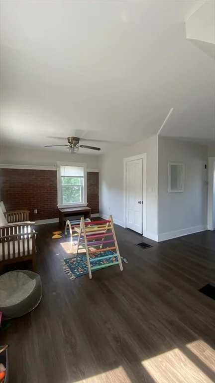 2 bed, 1 bath apartment for rent at 5 Blaine Ave Unit 2, Beverly — photo 10 of 12