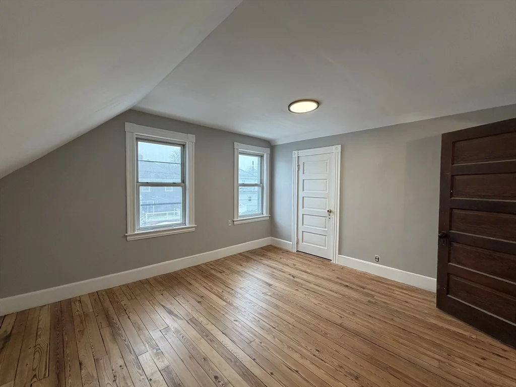 3 bed, 1 bath apartment for rent at 5 Blair Ct Unit 1, Lynn — photo 6 of 18