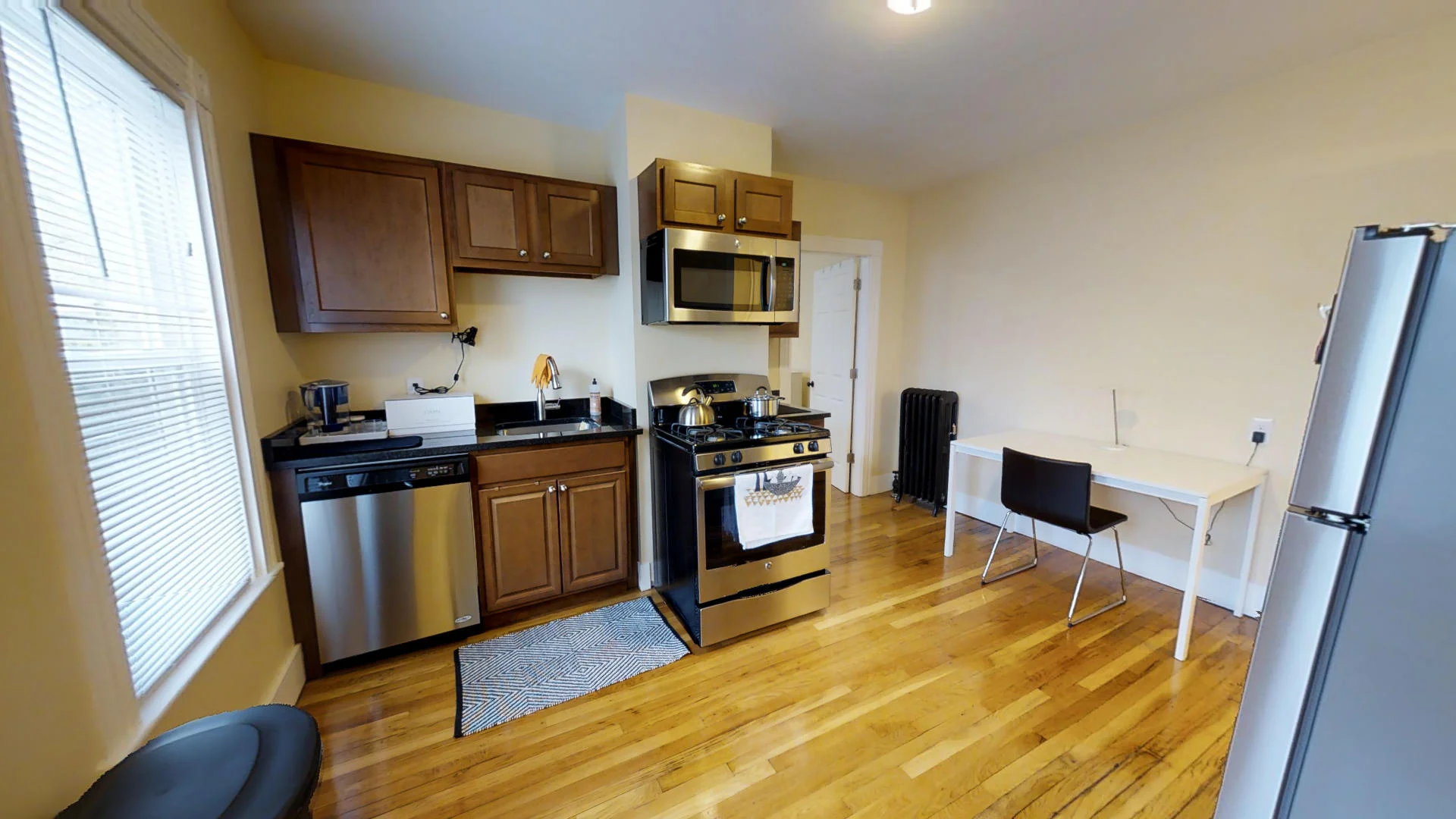 Studio bed, 1 bath apartment for rent at 5 Blake St Unit 1, North Cambridge — photo 4 of 5