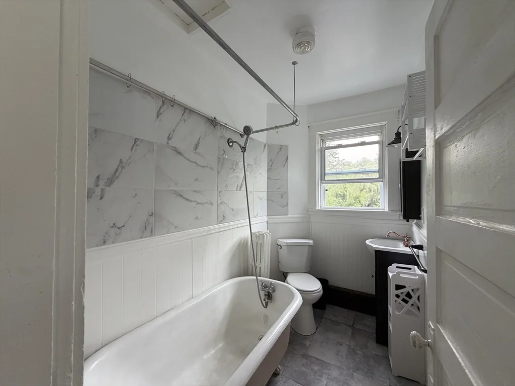 3 bed, 1 bath apartment for rent at 5 Bliss St Unit 2, Whittenton — photo 11 of 22