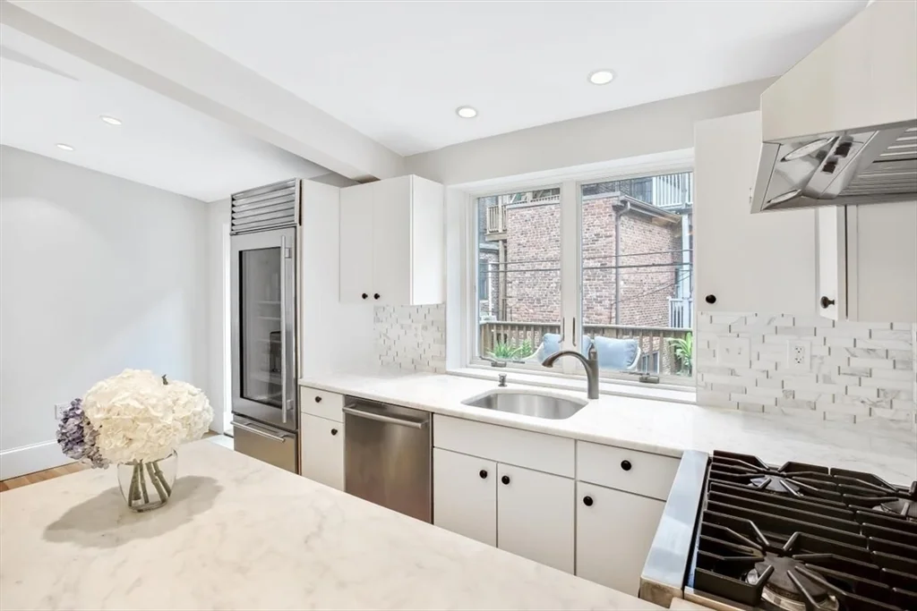 2 bed, 2 bath apartment for rent at 5 Bond St Unit 1, South End — photo 12 of 24