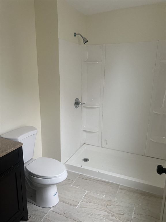 3 bed, 2 bath apartment for rent at 5 Bowlen Ave Unit 1, Southbridge — photo 5 of 12