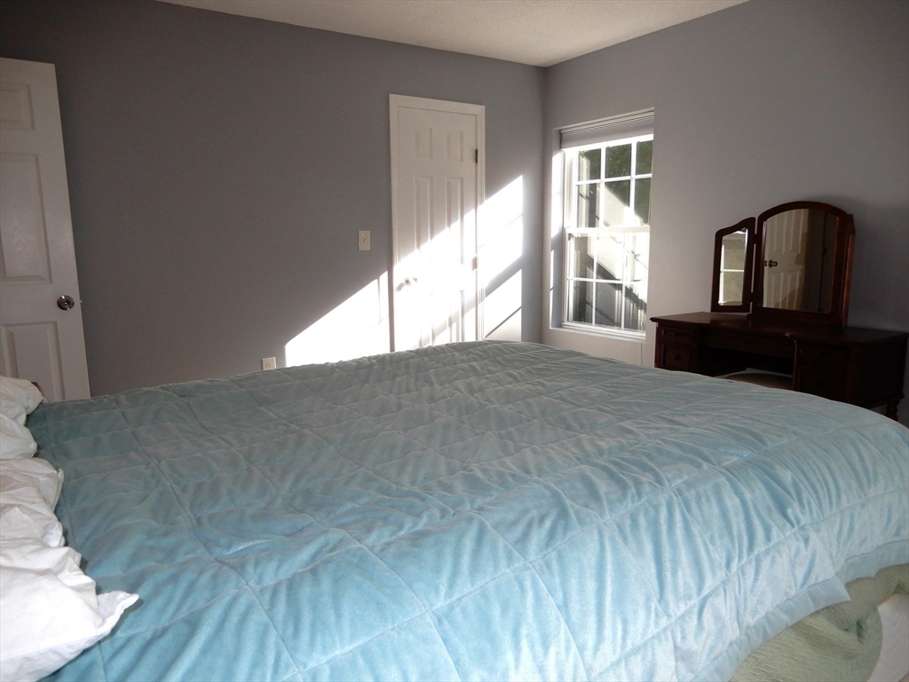2 bed, 1 bath apartment for rent at 5 Bradshaw Ln Unit 1, Foxborough — photo 21 of 32
